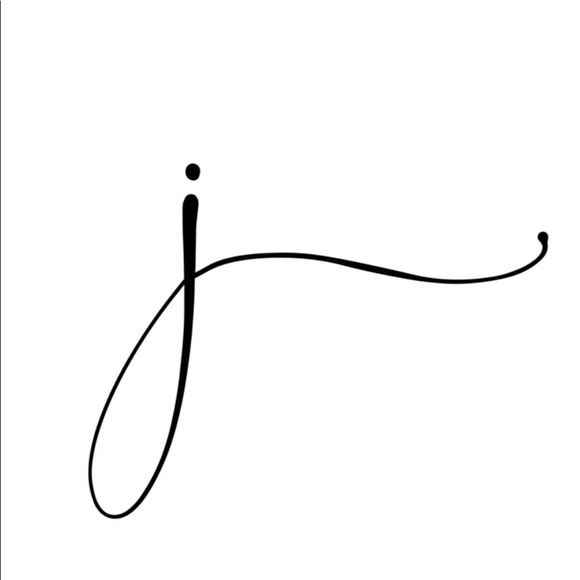 Meet your Posher, Jess - Picture 1 of 1